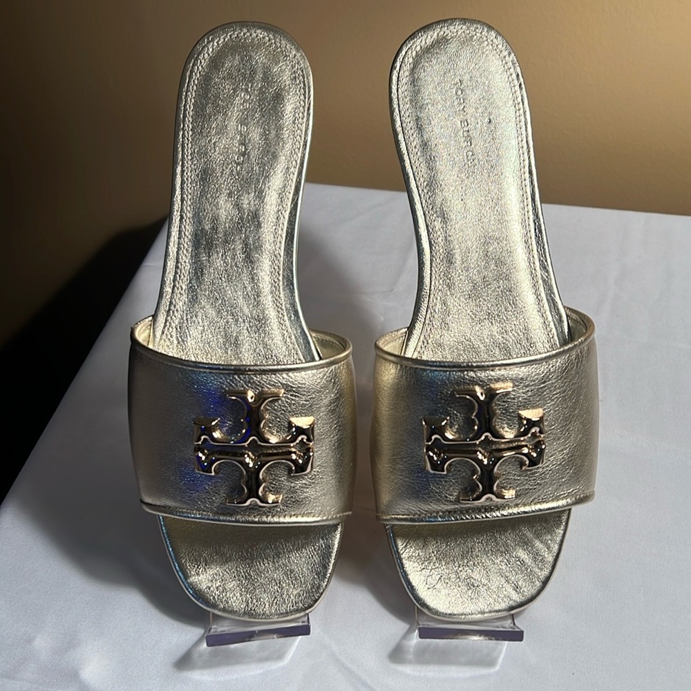 🔥💯 Authentic Tory Burch Eleanor Slides